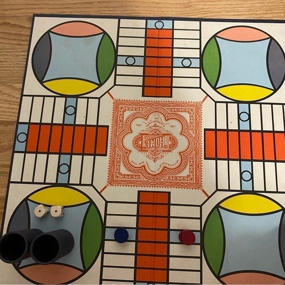 Vintage Parcheesi A Backgammon Game of India 1967 Board Game - Picture 4 of 6
